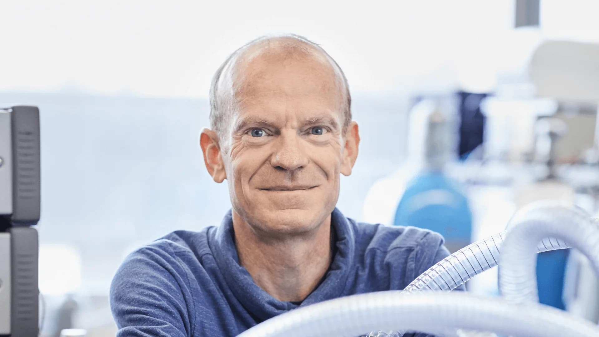 No alternate text provided