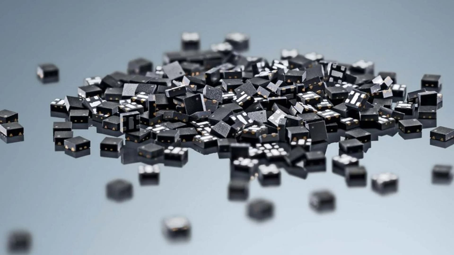 No alternate text provided