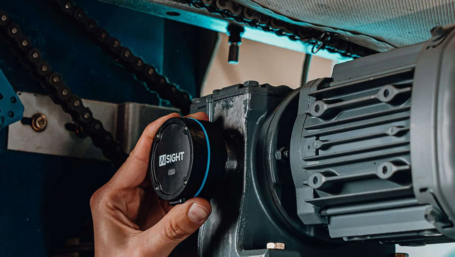 No alternate text provided